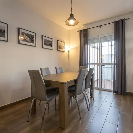 Duplex Near The - House With Free Wifi *