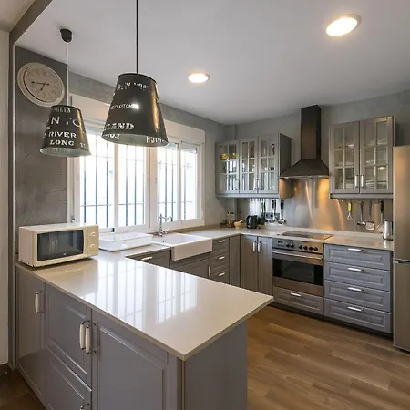 Duplex Near The - House With Free Wifi Chalet